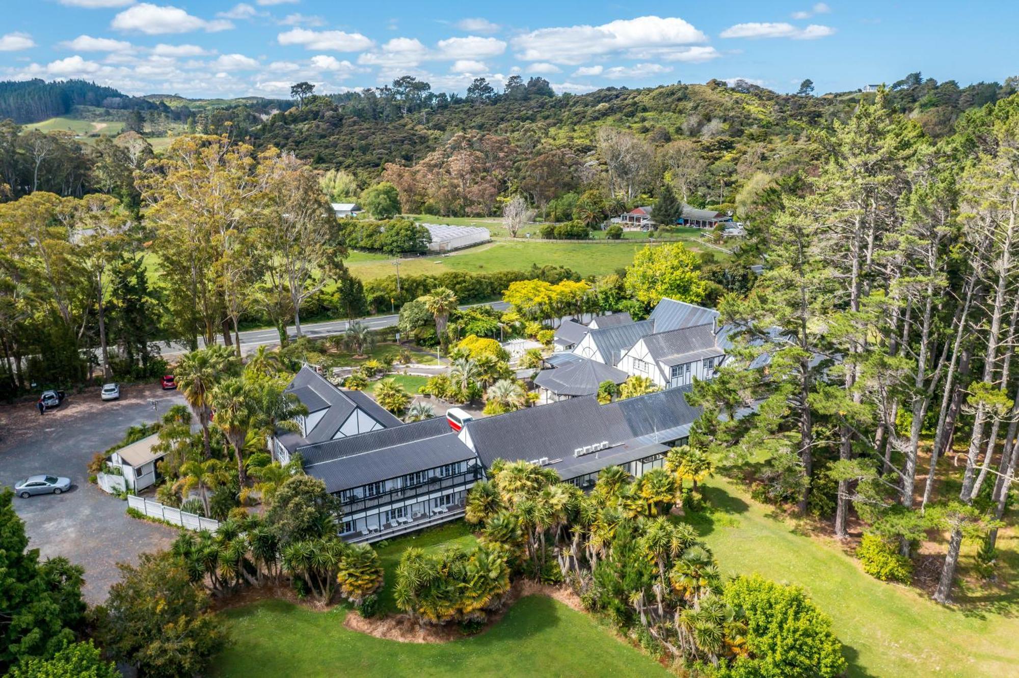 Northridge Golf Resort Orewa Exterior photo